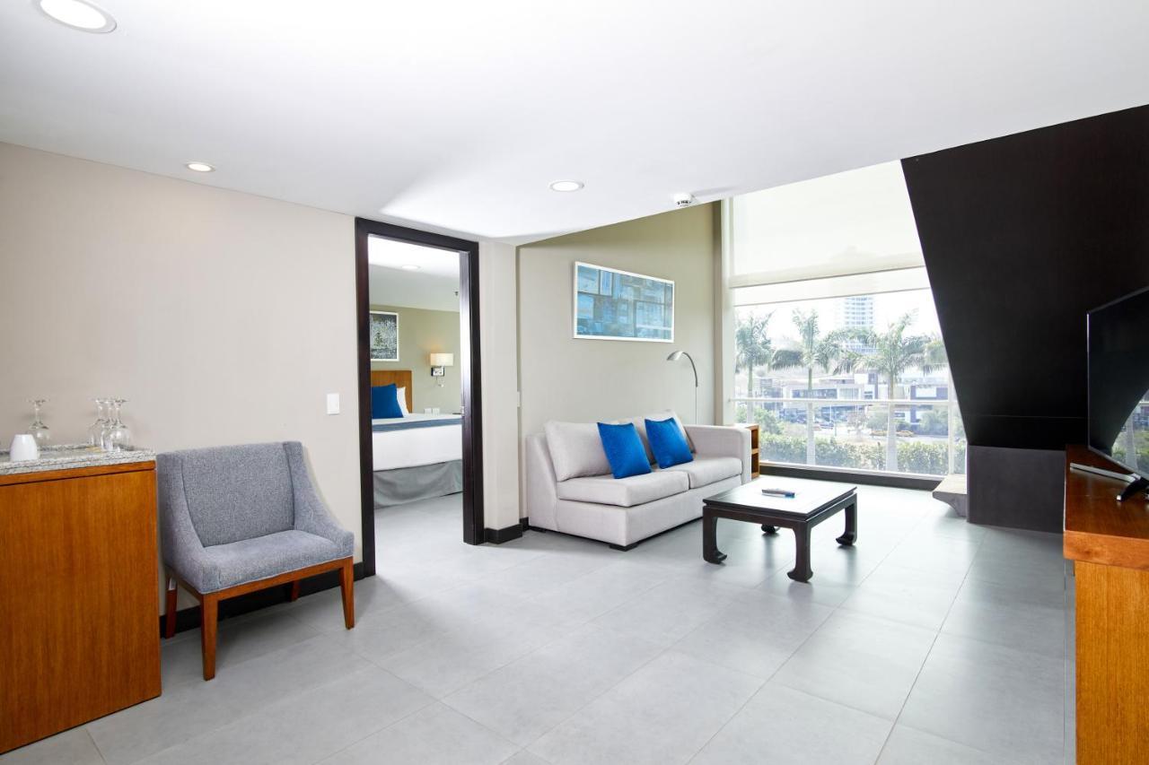 Wyndham Manta Sail Plaza Hotel And Convention Center Εξωτερικό φωτογραφία