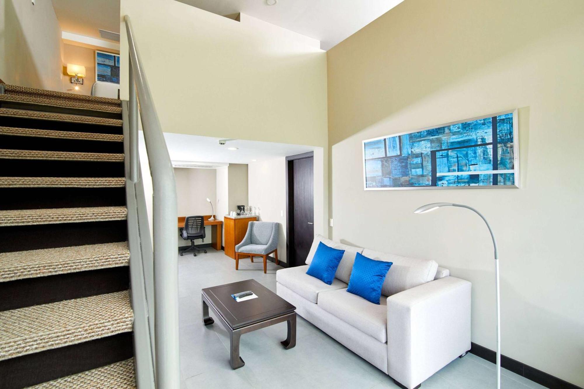 Wyndham Manta Sail Plaza Hotel And Convention Center Εξωτερικό φωτογραφία